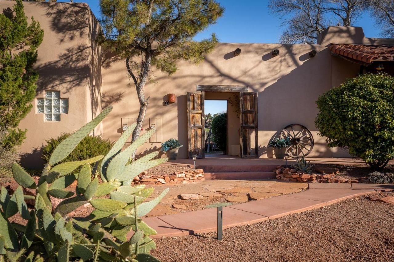 Adobe Hacienda Inn Sedona Exterior photo